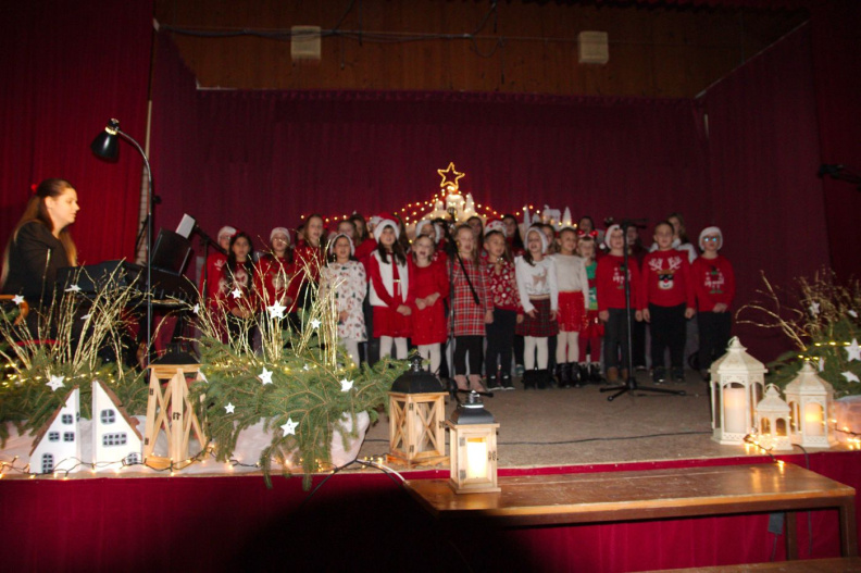 NOVOLETNI BAZAR 2024_95.jpg
