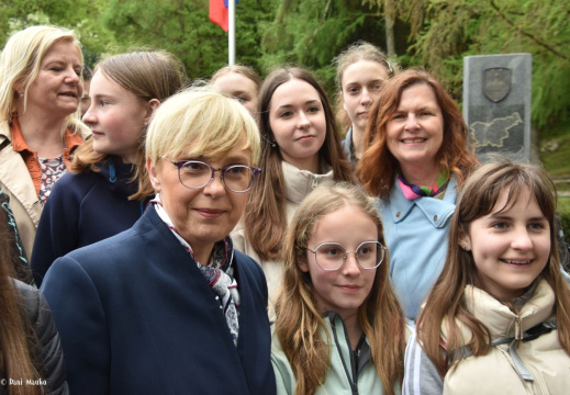 SPOMINSKA OBELEŽJA PRIPOVEDUJEJO 2025 89