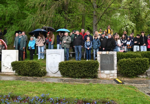 SPOMINSKA OBELEŽJA PRIPOVEDUJEJO 2025 95
