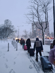 5 Nekoliko bolj pestra pot do metroja, ampak veseli, da smo okusili tudi zimo v Varšavi